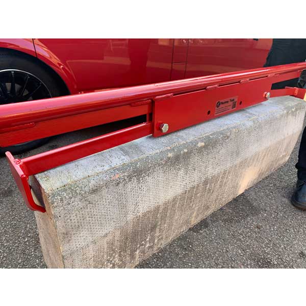 Mustang Kerb and Slab Lifter