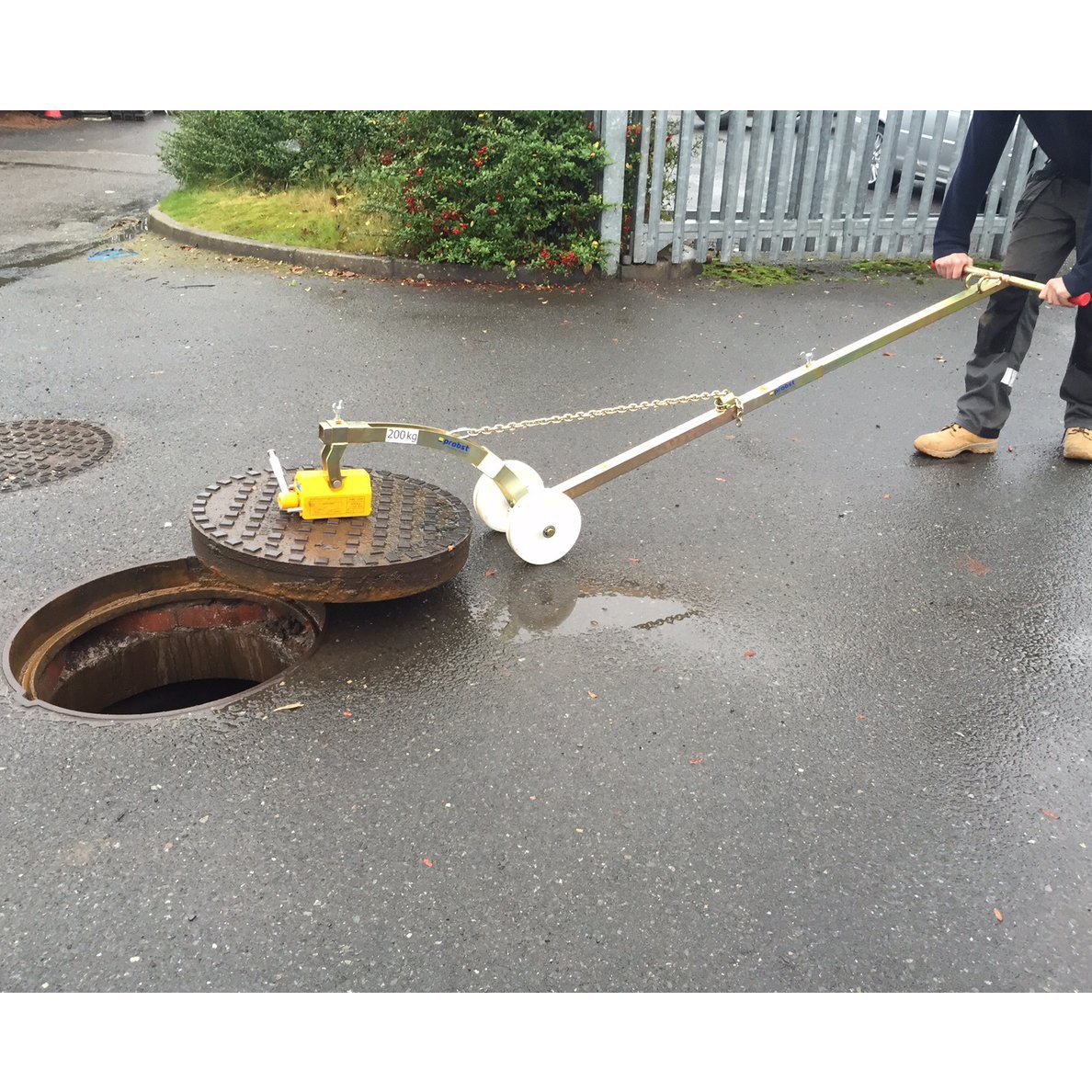 Probst SDH-Light Manhole Cover Lifter