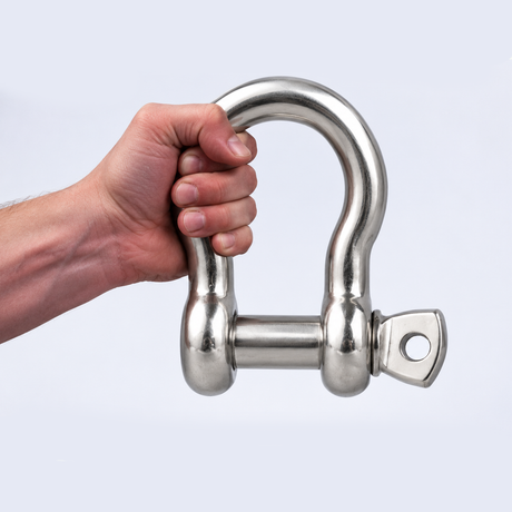 Polished Stainless Bow Shackle Grip view
