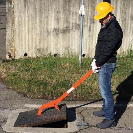 Italifters LB2 Manhole Cover Lifter Lever
